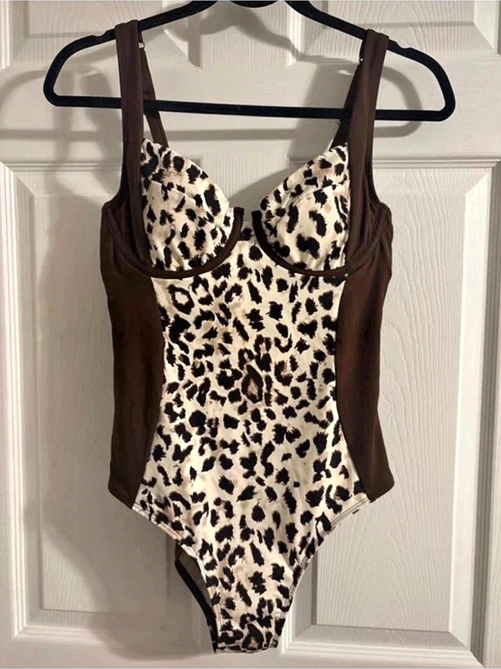 Cupshe Feline Fine Slim & Sculpt One-Piece Swimsuit Leopard Print One-Piece